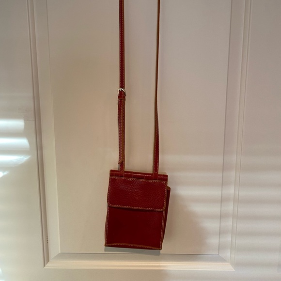 Ellington Madison Hinge Crossbody Purse - Picture 1 of 6